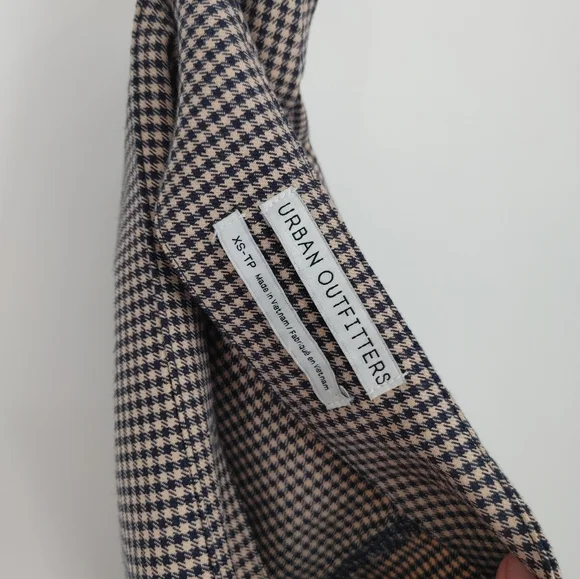 Urban Outfitters | mini skirt - Picture 4 of 5